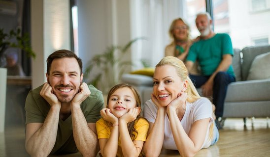 Haus-Familie-Wohnen-Serie-10-13