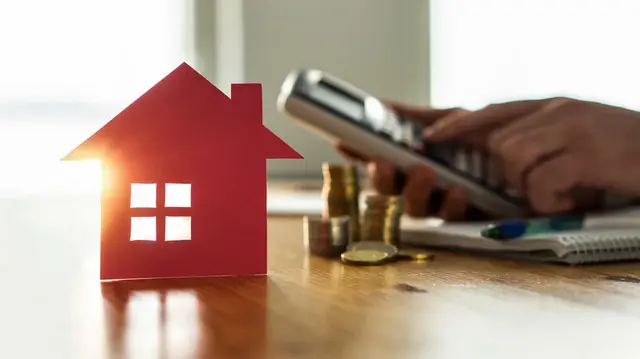 Stabile Baufinanzierung mit Festgeld optimieren Grafik zeigt Festgeld als stabilen Baustein für eine sichere Baufinanzierung mit planbaren Zinsen und optimaler Liquiditätsstrategie.
