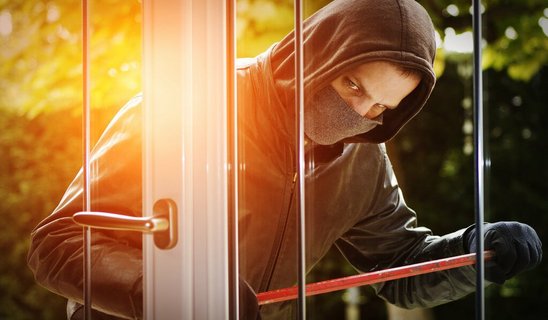 sicherheit-sicheres-haus-hilfsmittel-hilfe-achten-06 Sicheres Wohnen